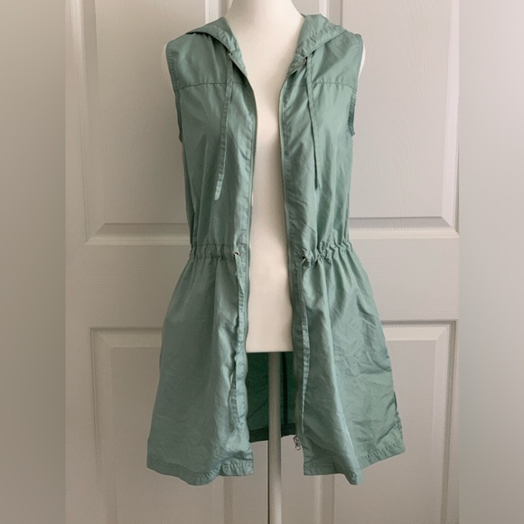 CHEAP MONDAY “Sofie” Women’s Sleeveless Full Zip Slicker Vest Jacket Size: XS - Picture 2 of 7